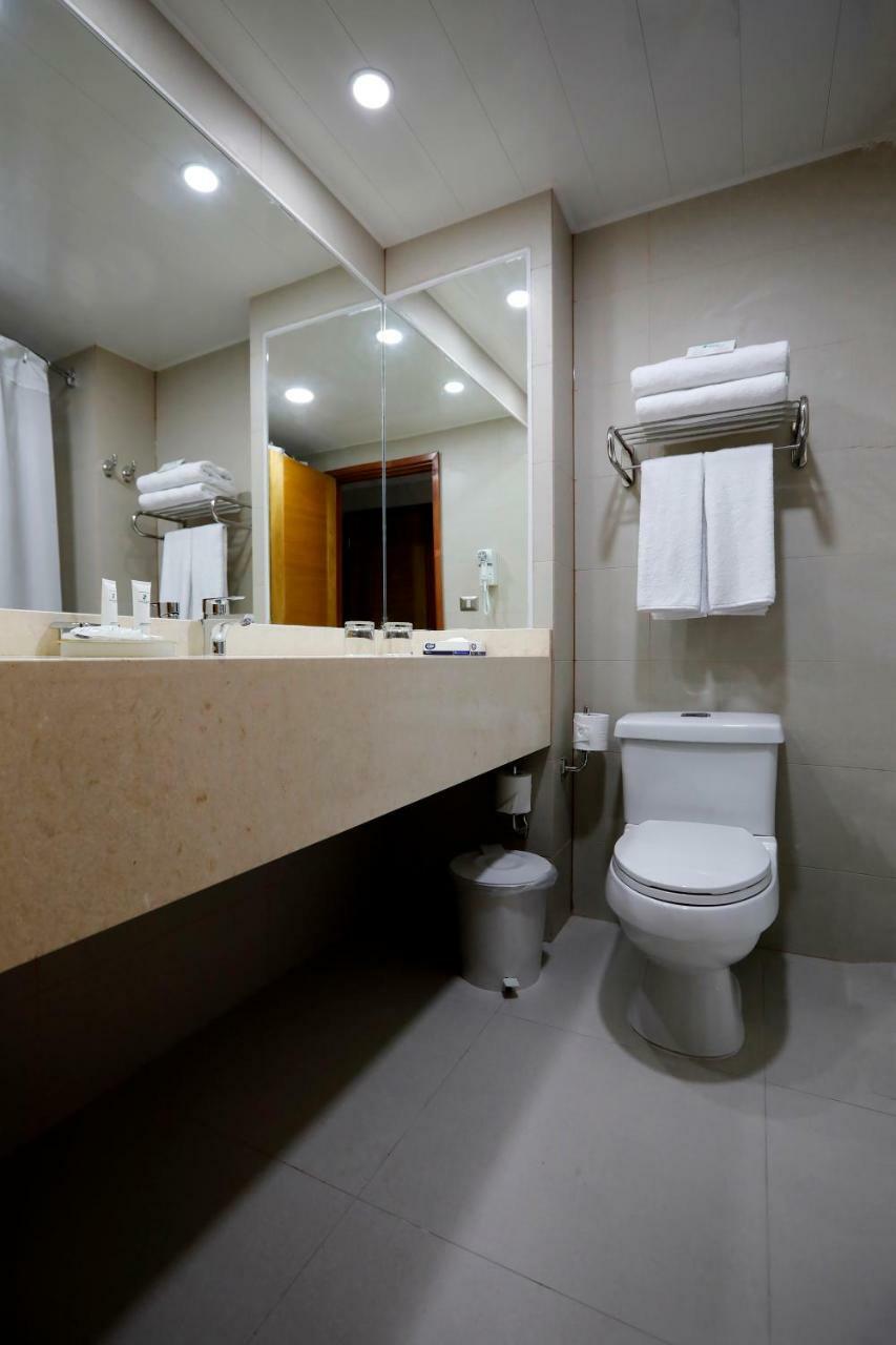 Hotel Diego De Almagro วิญาเดลมาร์ ภายนอก รูปภาพ